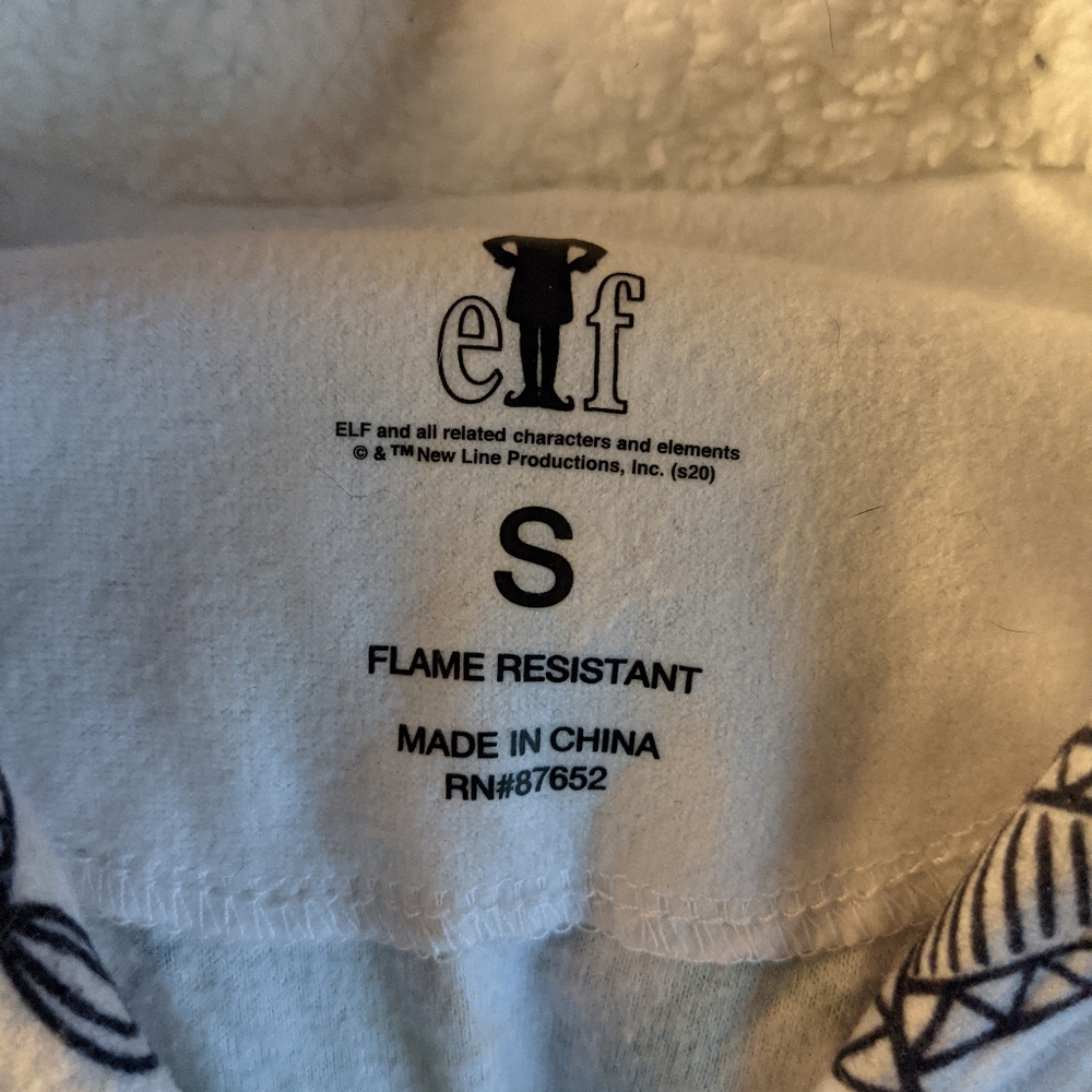 Elf PJs! - Picture 2 of 4